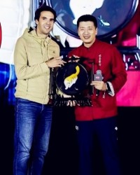 九游-从张雪峰猝然离世，看足球的“隐形杀手”，我们还能安心踢球吗？