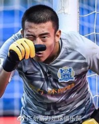 韩佳奇：程月磊对我言传身教 梦想能够为国出战