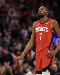 九游官网-他们都巅峰啊！杜兰特26年已砍6次30+ 联盟第三多&amp;仅次东契奇SGA