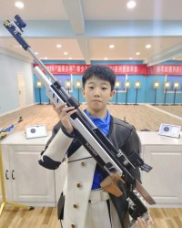 九游官网-0.2环绝杀！德州小将刘润泽逆转夺冠晋级全国锦标赛|射击锦标赛|射击|全国青少年射击锦标赛|德州市|选拔赛_新浪新闻